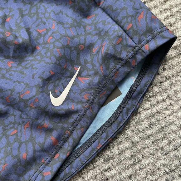 Nike One‎ Womens Dri-FIT Mid-Rise 3" Lined Shorts Sz Medium Navy Blue HF4500-410 - Picture 2 of 8